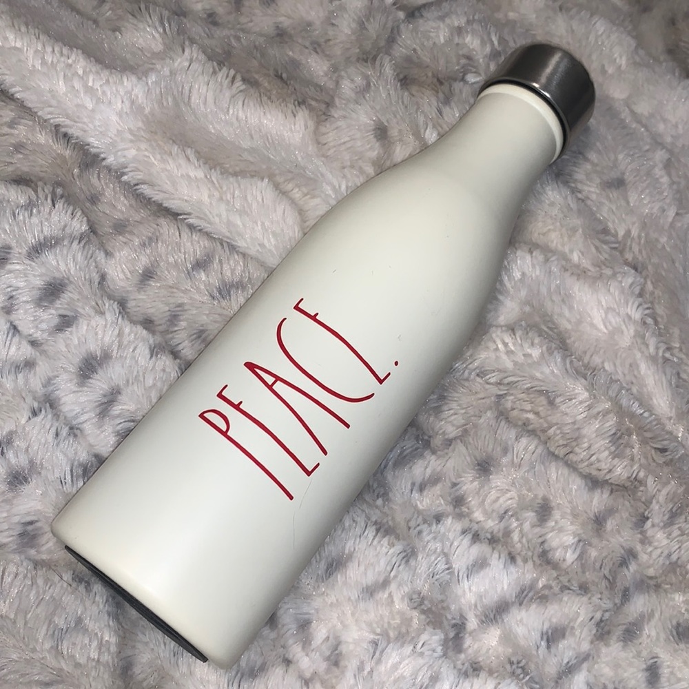 MUST BUNDLE: NWOT Rae Dunn bottle